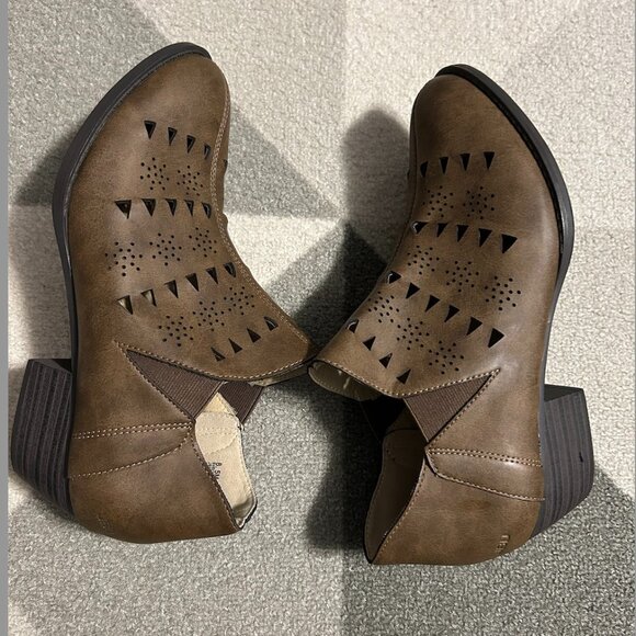 JBU by Jambu Women's Evelyn Encore Fashion Boot Women's Size 8.5M - Picture 12 of 15